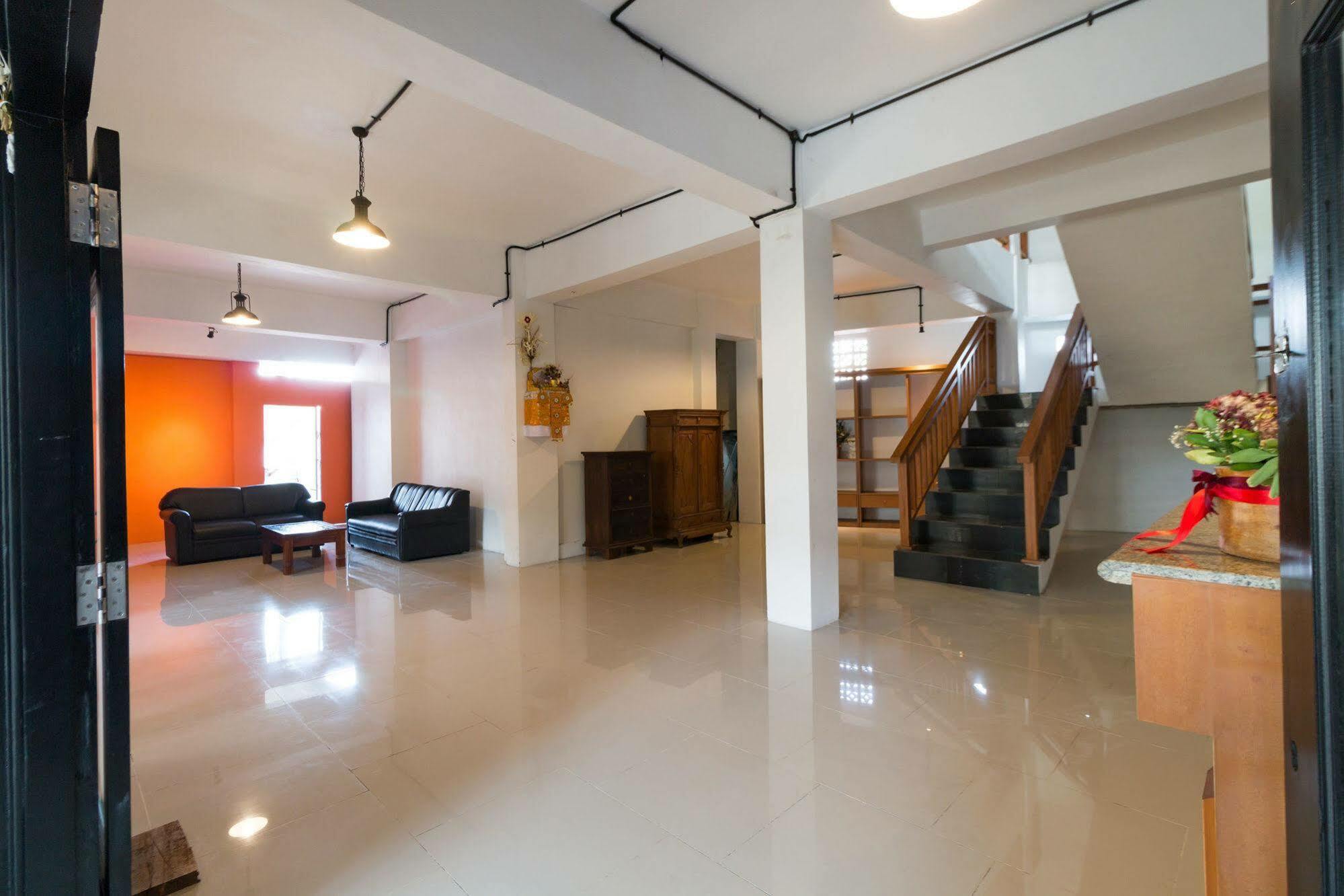 Ab Hotel Kuta By Agata Екстер'єр фото